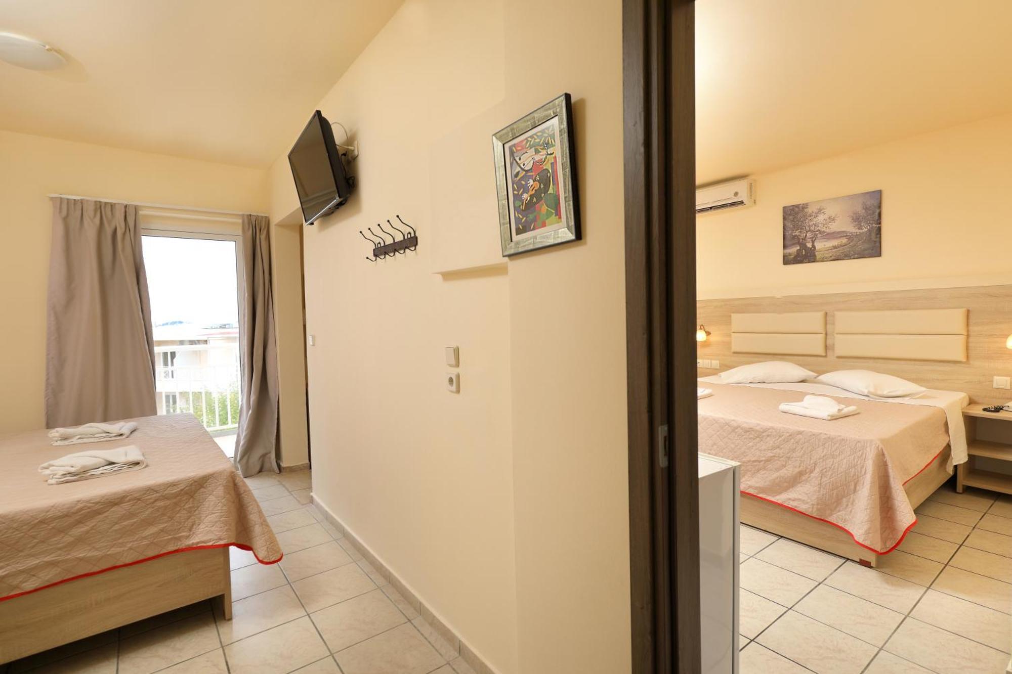 Eri Beach & Village Hotel 赫索尼索斯 外观 照片