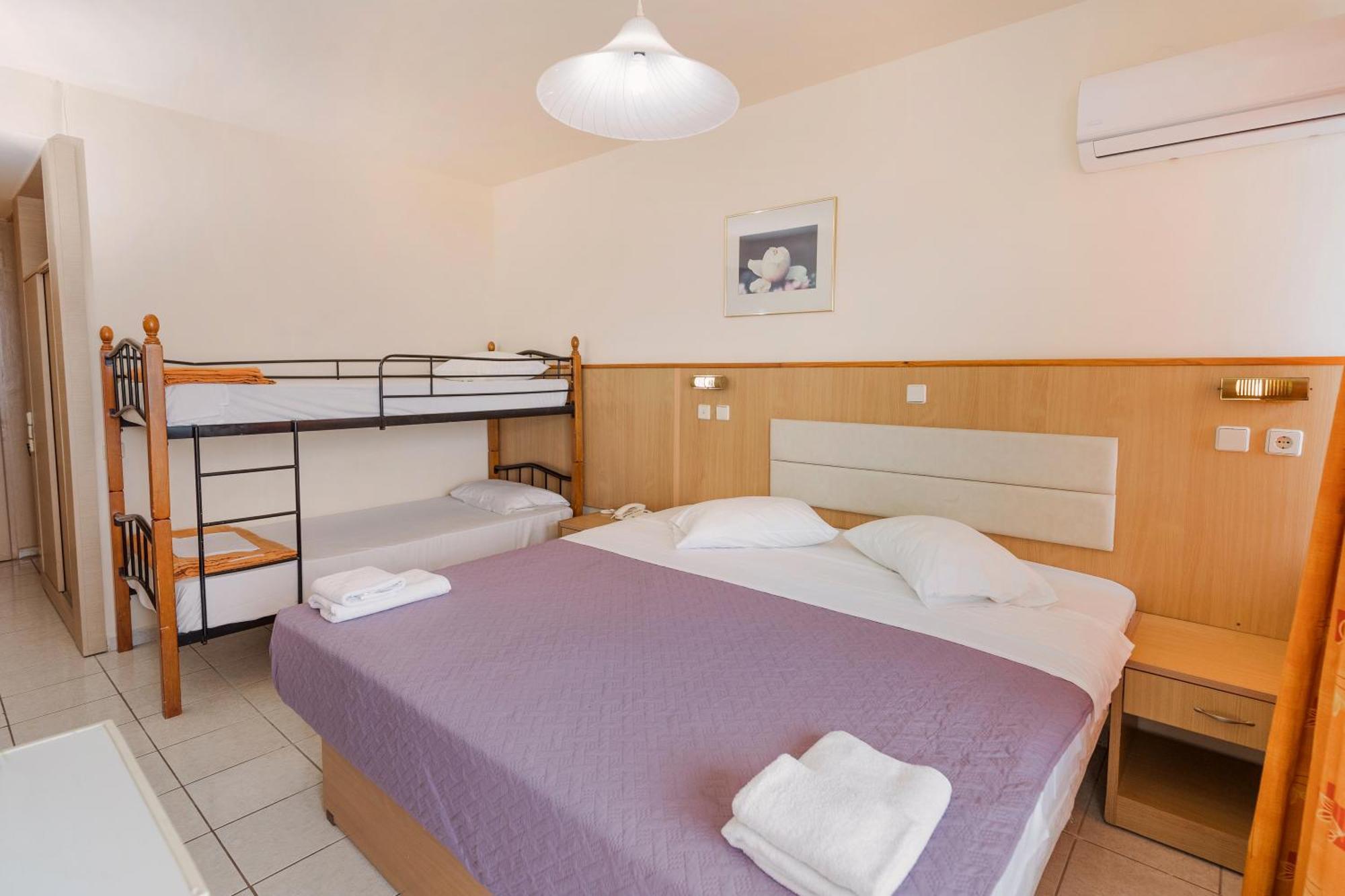 Eri Beach & Village Hotel 赫索尼索斯 外观 照片