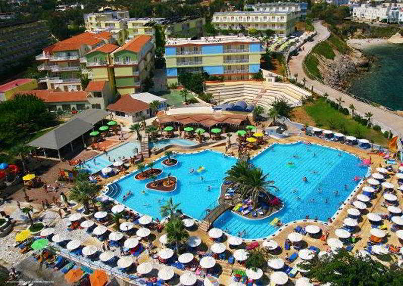 Eri Beach & Village Hotel 赫索尼索斯 外观 照片