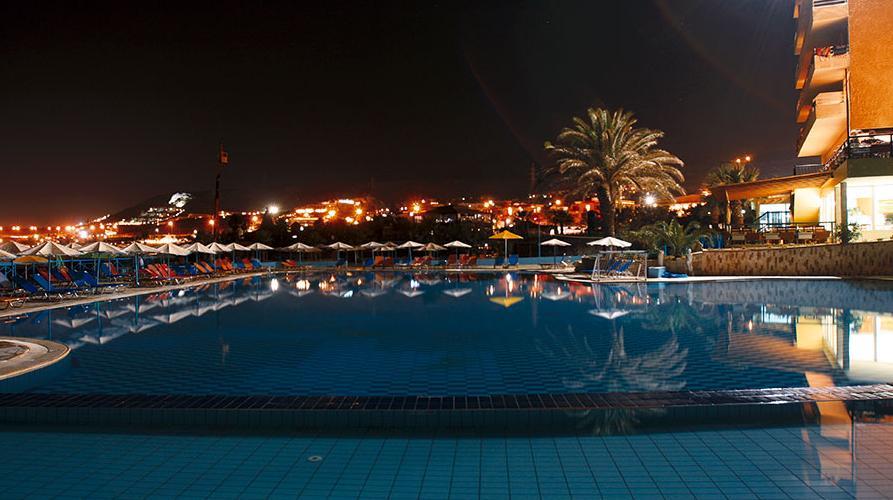 Eri Beach & Village Hotel 赫索尼索斯 外观 照片